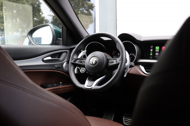 ALFA ROMEO STELVIO 2.0 T Q4 280PK VELOCE/, Carmix, OSS
