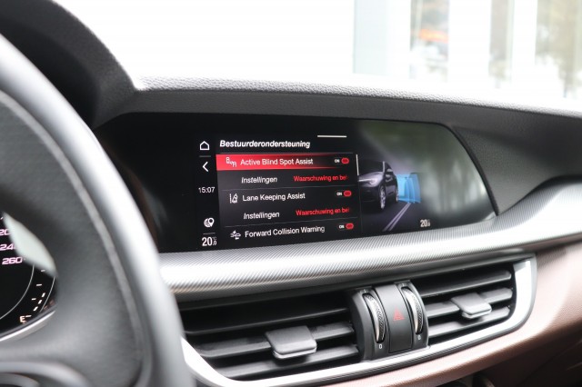 ALFA ROMEO STELVIO 2.0 T Q4 280PK VELOCE/, Carmix, OSS