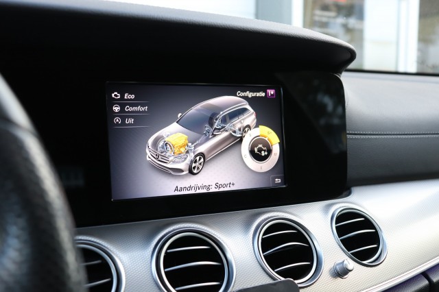 MERCEDES-BENZ E-KLASSE 220 D Estate AUT(9) Business Solution AMG/EURO6/SCHUIFDAK/AMBIENT/19, Carmix, OSS