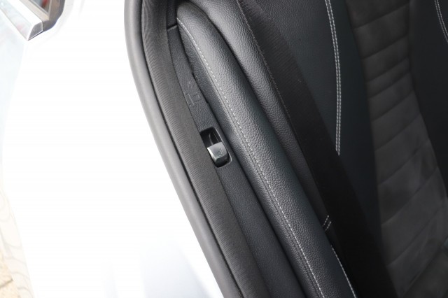 MERCEDES-BENZ E-KLASSE 220 D Estate AUT(9) Business Solution AMG/EURO6/SCHUIFDAK/AMBIENT/19, Carmix, OSS