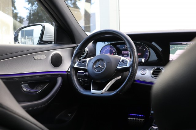 MERCEDES-BENZ E-KLASSE 220 D Estate AUT(9) Business Solution AMG/EURO6/SCHUIFDAK/AMBIENT/19, Carmix, OSS