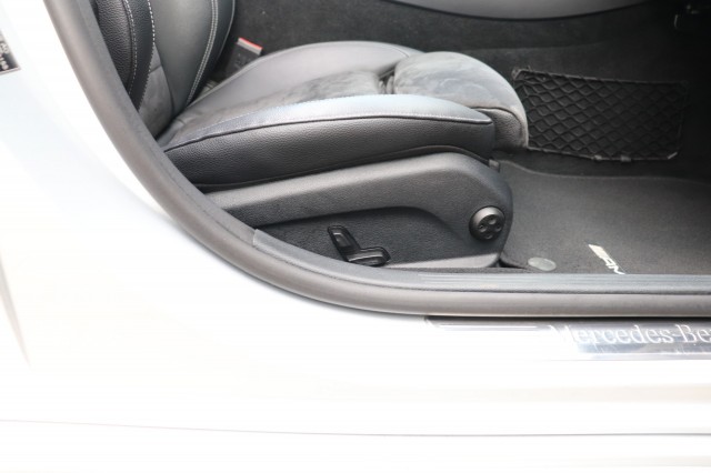 MERCEDES-BENZ E-KLASSE 220 D Estate AUT(9) Business Solution AMG/EURO6/SCHUIFDAK/AMBIENT/19, Carmix, OSS