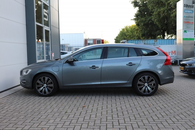 VOLVO V60 2.4 D6 TWIN ENGINE SUMMUM, Carmix, OSS