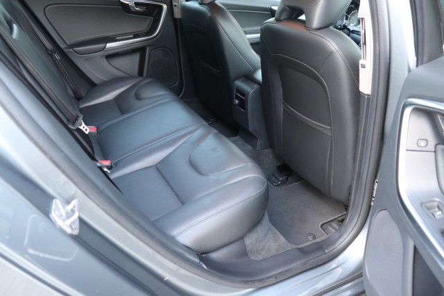 VOLVO V60 2.4 D6 TWIN ENGINE SUMMUM, Carmix, OSS