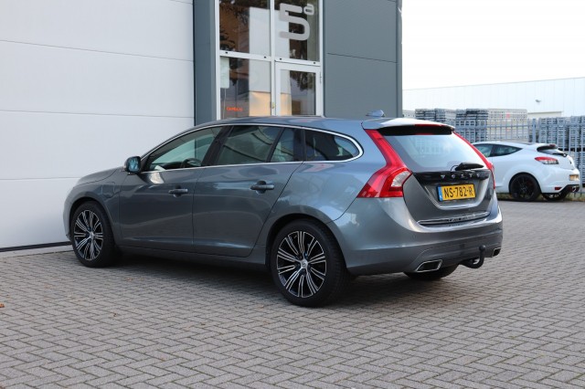 VOLVO V60 2.4 D6 TWIN ENGINE SUMMUM, Carmix, OSS
