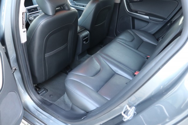 VOLVO V60 2.4 D6 TWIN ENGINE SUMMUM, Carmix, OSS