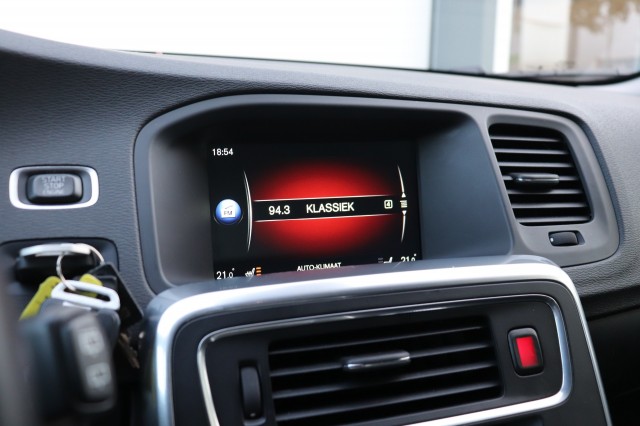 VOLVO V60 2.4 D6 TWIN ENGINE SUMMUM, Carmix, OSS