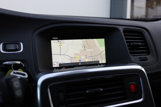 VOLVO V60 2.4 D6 TWIN ENGINE SUMMUM, Carmix, OSS