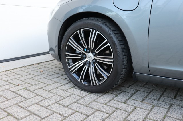 VOLVO V60 2.4 D6 TWIN ENGINE SUMMUM, Carmix, OSS