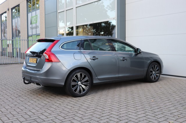 VOLVO V60 2.4 D6 TWIN ENGINE SUMMUM, Carmix, OSS