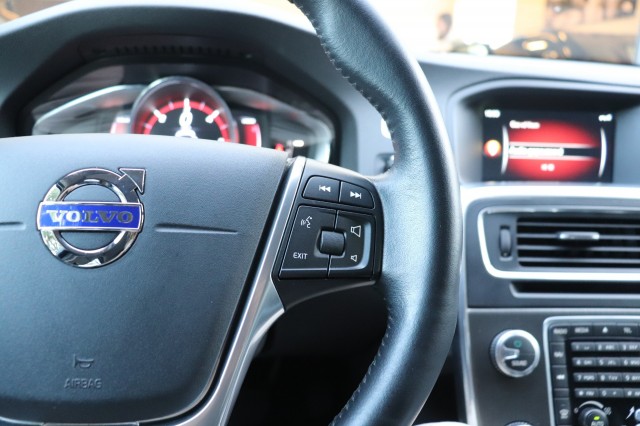 VOLVO V60 2.4 D6 TWIN ENGINE SUMMUM, Carmix, OSS