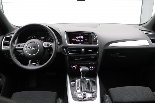 AUDI Q5 2.0 TFSI 225PK QUATTRO Sport Edition/S-LINE/1E EIG./ORIG.NL/PAN.DAK/LED/CAMERA/19, Carmix, OSS