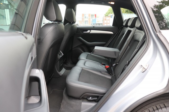 AUDI Q5 2.0 TFSI 225PK QUATTRO Sport Edition/S-LINE/1E EIG./ORIG.NL/PAN.DAK/LED/CAMERA/19, Carmix, OSS