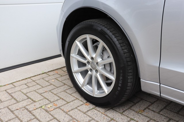 AUDI Q5 2.0 TFSI 225PK QUATTRO Sport Edition/S-LINE/1E EIG./ORIG.NL/PAN.DAK/LED/CAMERA/19, Carmix, OSS