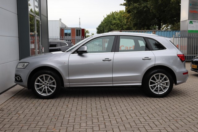 AUDI Q5 2.0 TFSI 225PK QUATTRO Sport Edition/S-LINE/1E EIG./ORIG.NL/PAN.DAK/LED/CAMERA/19, Carmix, OSS