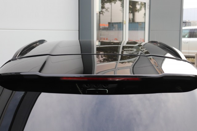 MERCEDES-BENZ GLA-KLASSE 180 AMG AUT/ORIG.NL/BI-XENON/CLIMA/CRUISE/19, Carmix, OSS