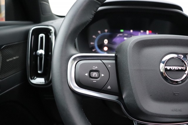 VOLVO EX40 TWIN ULT. BLK 82 KWH, Carmix, OSS