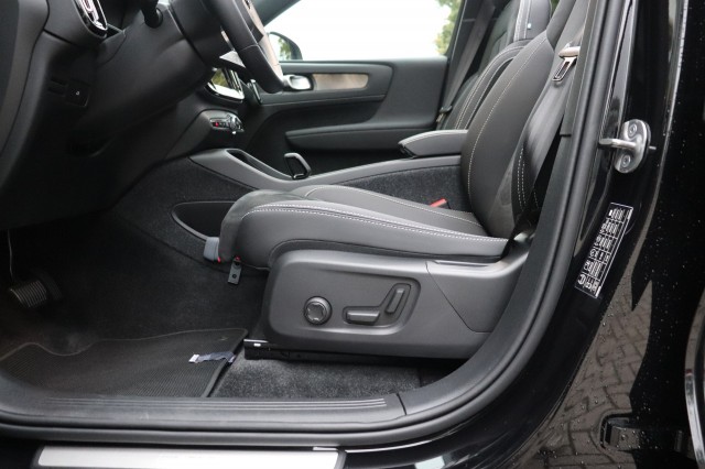 VOLVO EX40 TWIN ULT. BLK 82 KWH, Carmix, OSS