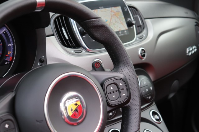 FIAT 500 1.4 T-JET ABARTH TURISMO 70th Anniversary/CARPLAY/CLIMA/AUT/XENON, Carmix, OSS