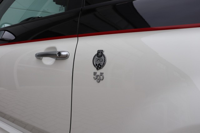 FIAT 500 1.4 T-JET ABARTH TURISMO 70th Anniversary/CARPLAY/CLIMA/AUT/XENON, Carmix, OSS