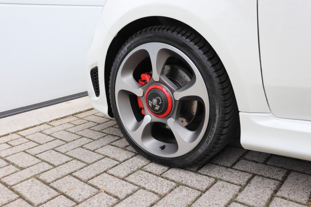 FIAT 500 1.4 T-JET ABARTH TURISMO 70th Anniversary/CARPLAY/CLIMA/AUT/XENON, Carmix, OSS