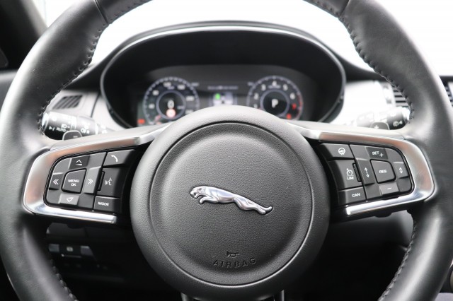 JAGUAR E-PACE 2.0 P250 AWD FIRST EDITION/STOEL.STUUR.VERW/360/CARPLAY, Carmix, OSS