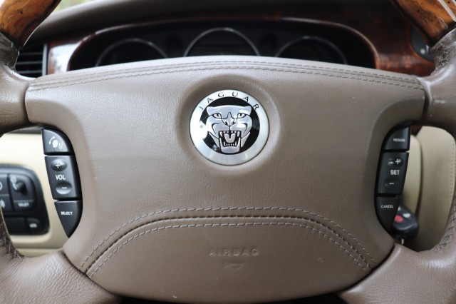 JAGUAR XJ 2.7D V6 PORTFOLIO, Carmix, OSS