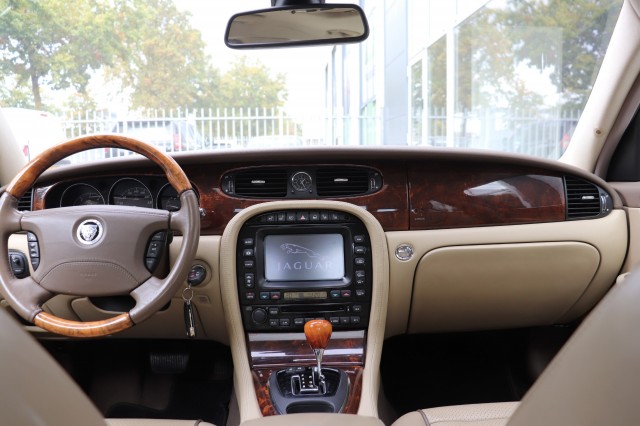 JAGUAR XJ 2.7D V6 PORTFOLIO, Carmix, OSS