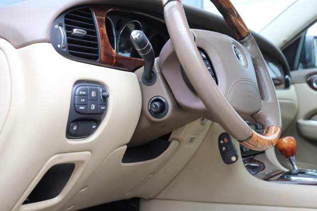 JAGUAR XJ 2.7D V6 PORTFOLIO, Carmix, OSS