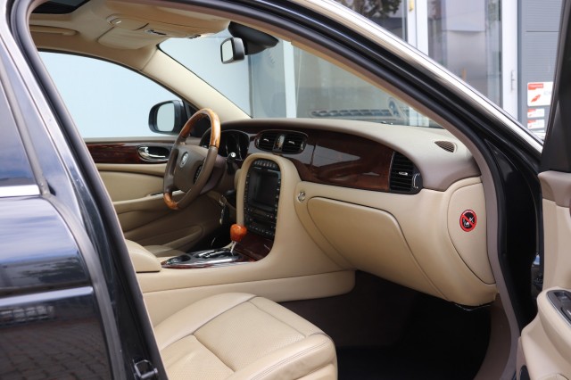 JAGUAR XJ 2.7D V6 PORTFOLIO, Carmix, OSS