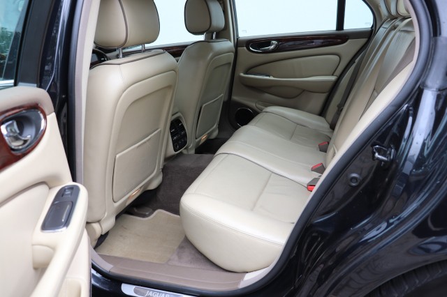 JAGUAR XJ 2.7D V6 PORTFOLIO, Carmix, OSS