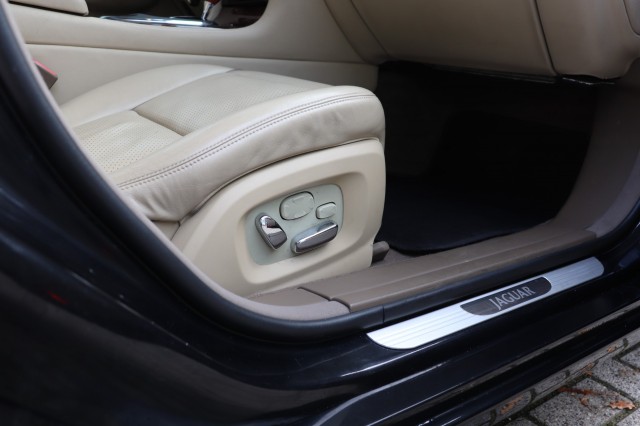 JAGUAR XJ 2.7D V6 PORTFOLIO, Carmix, OSS