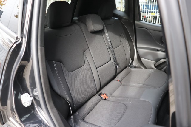 JEEP RENEGADE 1.3T DDCT LIMITED, Carmix, OSS