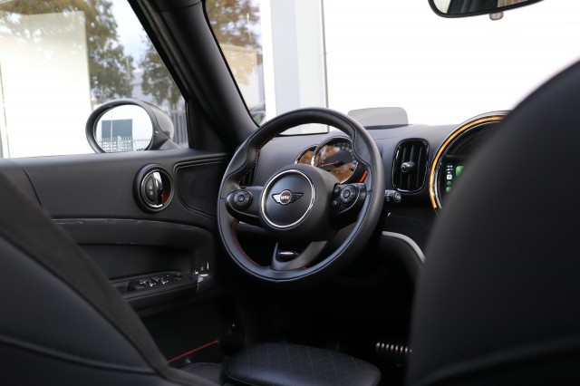 MINI MINI 2.0 CO.S E ALL4 CHILI/PANO/KEYLESS/HEAD.UP/STOEL.VERW, Carmix, OSS