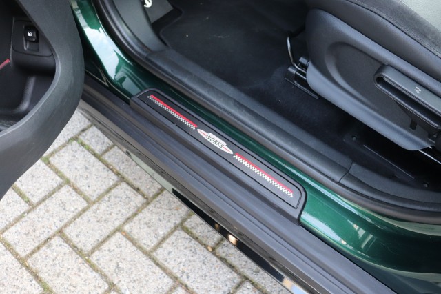 MINI MINI 2.0 CO.S E ALL4 CHILI/PANO/KEYLESS/HEAD.UP/STOEL.VERW, Carmix, OSS