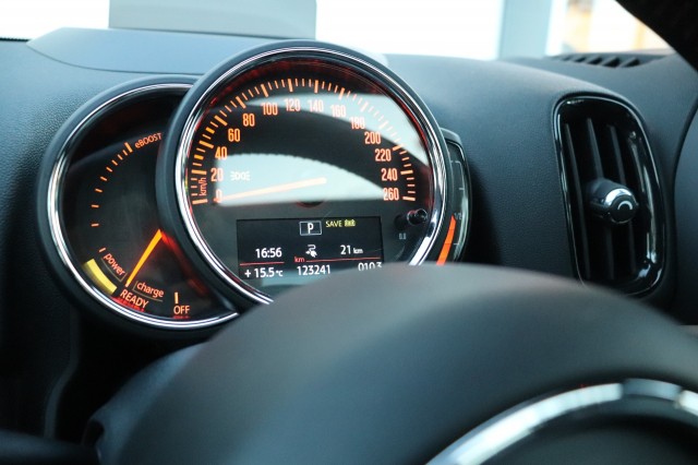 MINI MINI 2.0 CO.S E ALL4 CHILI/PANO/KEYLESS/HEAD.UP/STOEL.VERW, Carmix, OSS