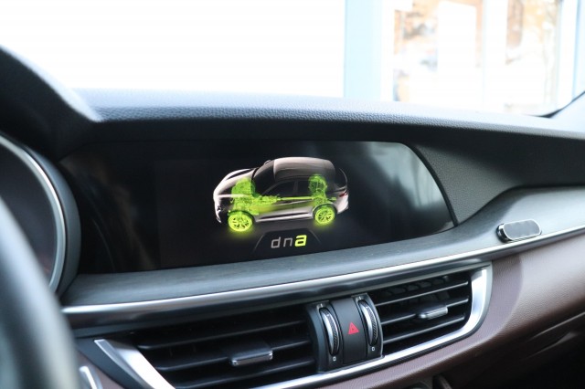 ALFA ROMEO STELVIO 2.0 T AWD SPEC. ED., Carmix, OSS