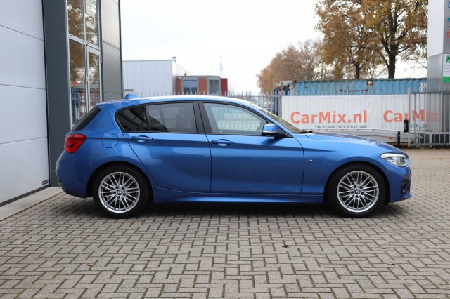 BMW 1-SERIE 116D High Executive M SPORT/CARPLAY/CAMERA/STOEL.VERW/LED, Carmix, OSS