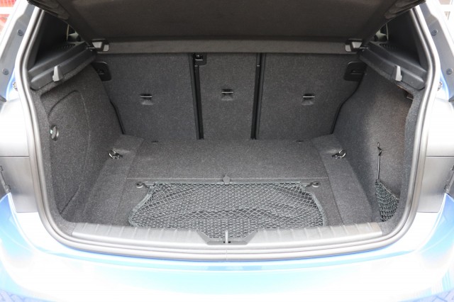 BMW 1-SERIE 116D High Executive M SPORT/CARPLAY/CAMERA/STOEL.VERW/LED, Carmix, OSS