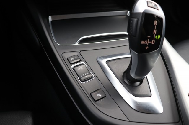 BMW 1-SERIE 116D High Executive M SPORT/CARPLAY/CAMERA/STOEL.VERW/LED, Carmix, OSS