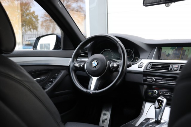 BMW 5-SERIE 528I HIGH EXECUTIVE, Carmix, OSS
