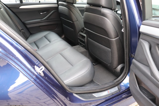 BMW 5-SERIE 528I HIGH EXECUTIVE, Carmix, OSS