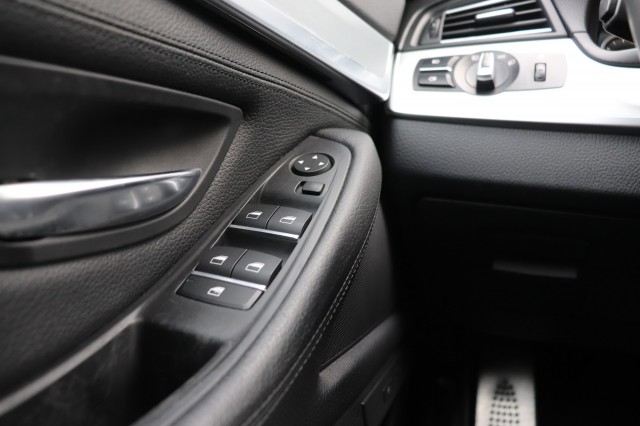 BMW 5-SERIE 528I HIGH EXECUTIVE, Carmix, OSS