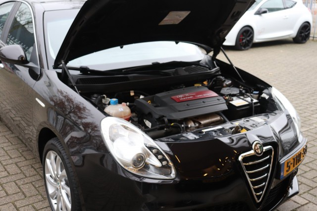 ALFA ROMEO GIULIETTA 1.4 T DISTINCTIVE, Carmix, OSS