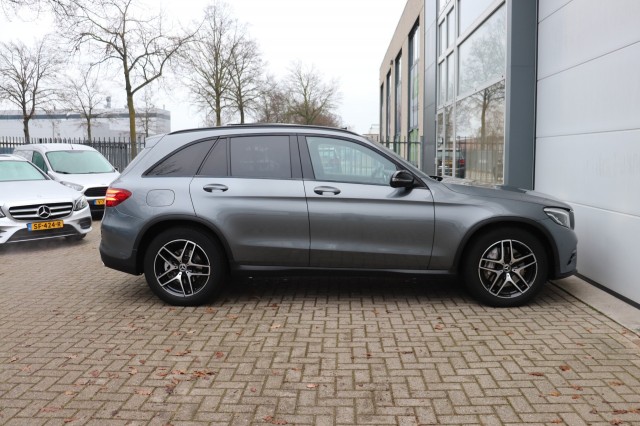 MERCEDES-BENZ GLC-KLASSE 250 4MATIC NIGHT EDITION AMG, Carmix, OSS