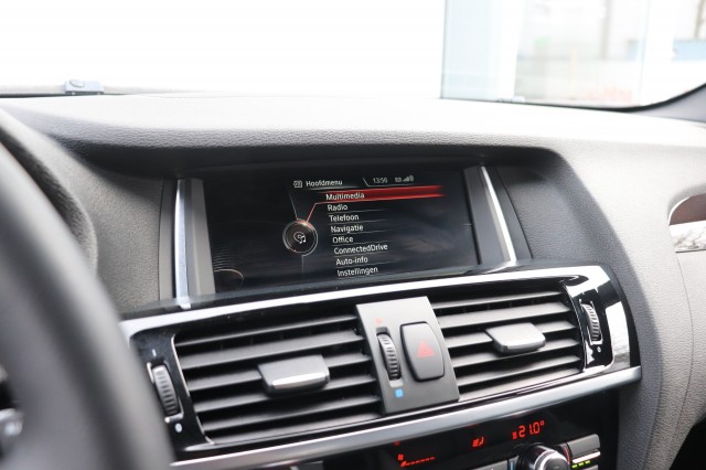 BMW X3 SDRIVE20I HIGH EXEC/ORIG.NL/KEYLESS, Carmix, OSS