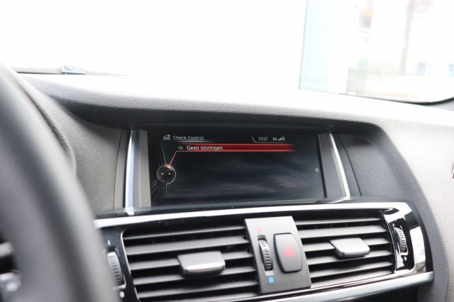 BMW X3 SDRIVE20I HIGH EXEC/ORIG.NL/KEYLESS, Carmix, OSS