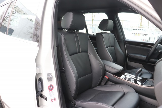 BMW X3 SDRIVE20I HIGH EXEC/ORIG.NL/KEYLESS, Carmix, OSS