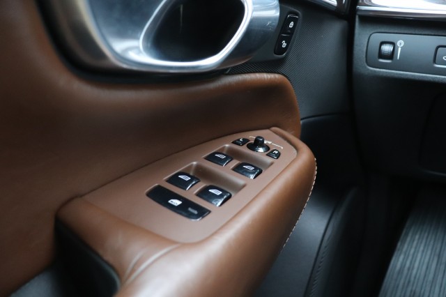 VOLVO XC90 2.0 T5 AWD INSCRIPT.7P/360Cam/A.CarPlay/Pan.Dak//ORIG.NL/20, Carmix, OSS