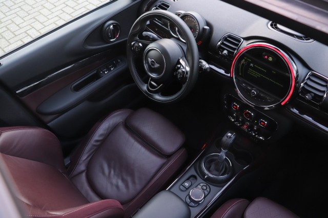 MINI CLUBMAN CLUBMAN  S AUT KNIGHTSBRIDGE EDITION/PAN.DAK/STOEL.VERW/KEYLESS/CAMERA, Carmix, OSS